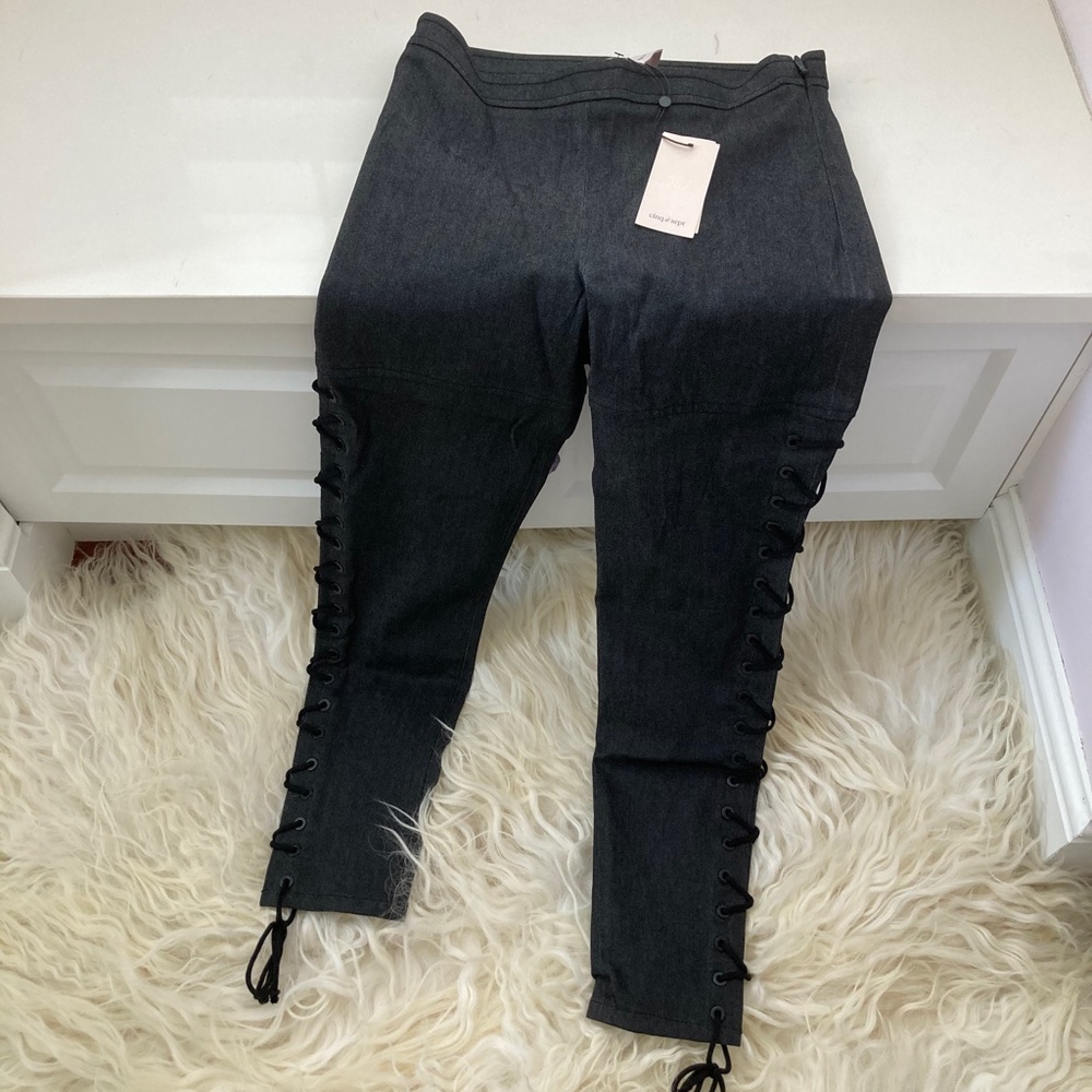 CINQ À SEPT Mid-Rise Skinny Jeans - Picture 2 of 13
